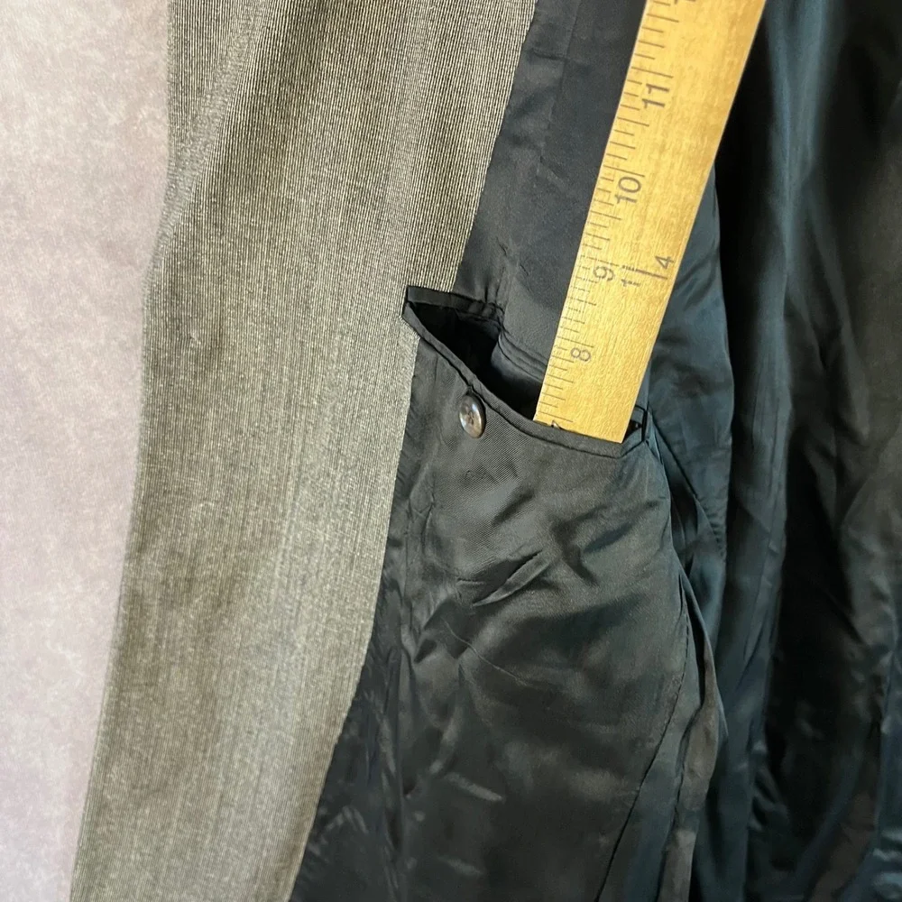 Banana Republic Blazer Men 46L Grey Wool Blend Made in Italy 3-Button Sport Coat